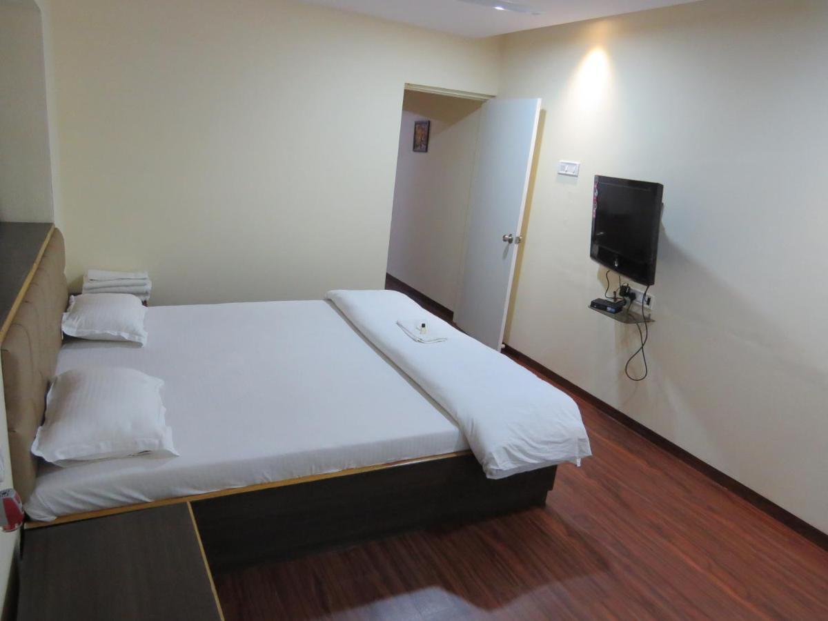 Apple Tree Apartments Koregaon Park Pune Exterior foto