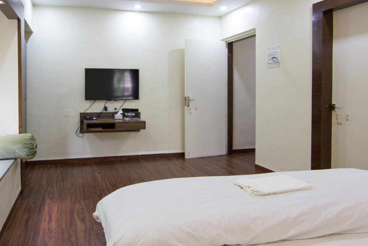 Apple Tree Apartments Koregaon Park Pune Exterior foto